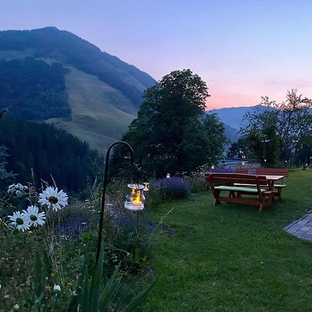 Alm Seasons Premium Chalet & Studios Saalbach-Hinterglemm Luaran gambar